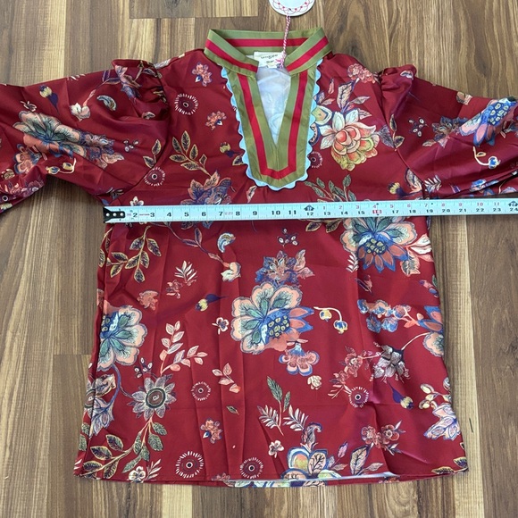 NEW Umgee Burgundy Floral Blouse with Red Green Trim Sz M but fits small - Picture 4 of 7